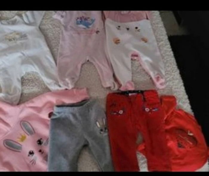 Lot de 60 pièces bebe fille 6 mois - photo numéro 5