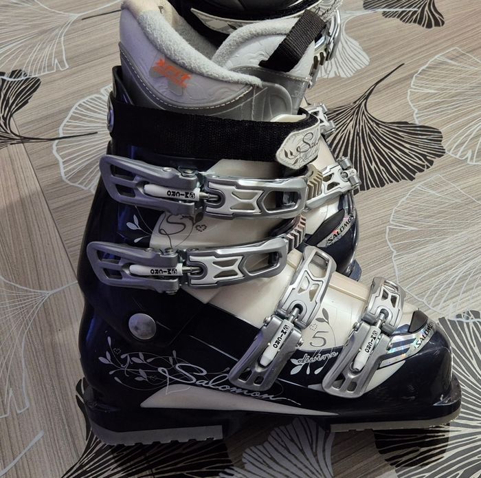 Chaussures de ski - photo numéro 2