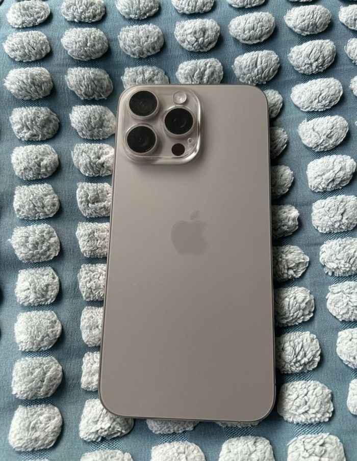 IPhone 15pro max 256GB