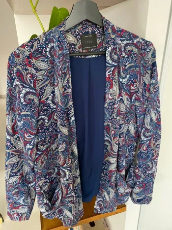 Veste fleurie