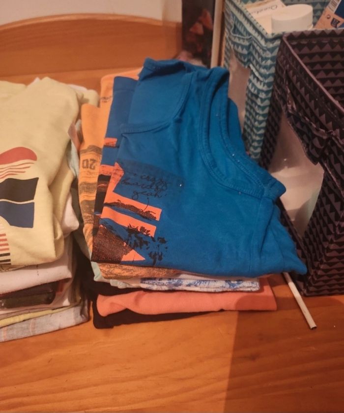 Lot tee shirts 8 ans - photo numéro 2