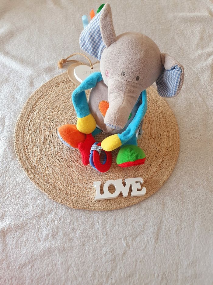 Éléphant 🌟
