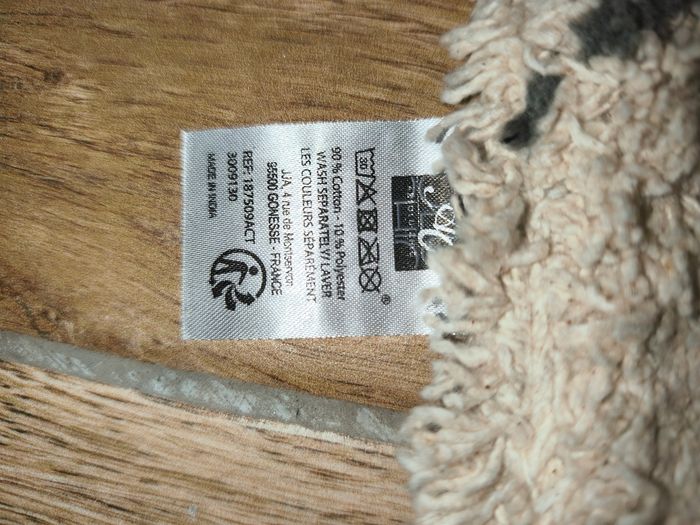 Tapis de salle de bain neuf - photo numéro 4