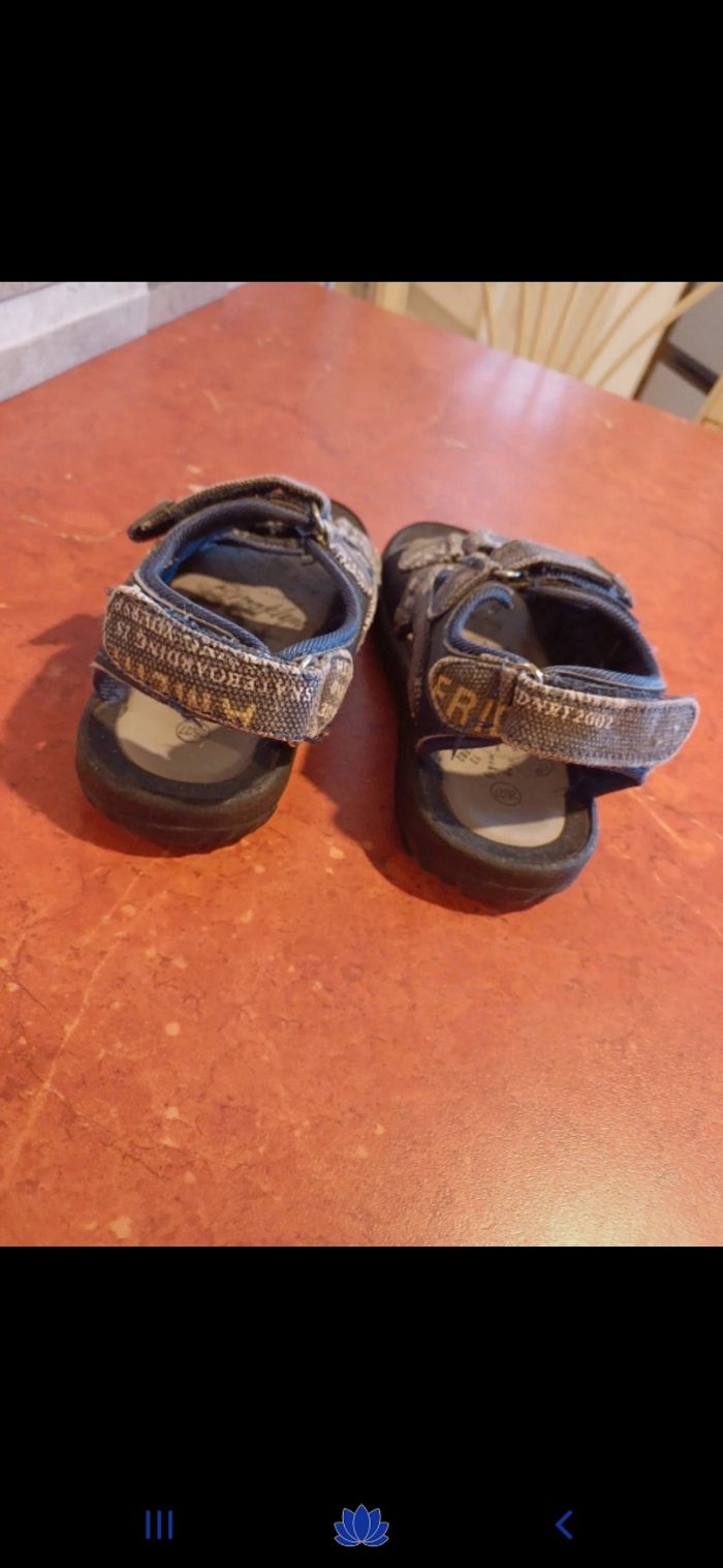 Chaussures garçon taille 26 / 27 - photo numéro 3