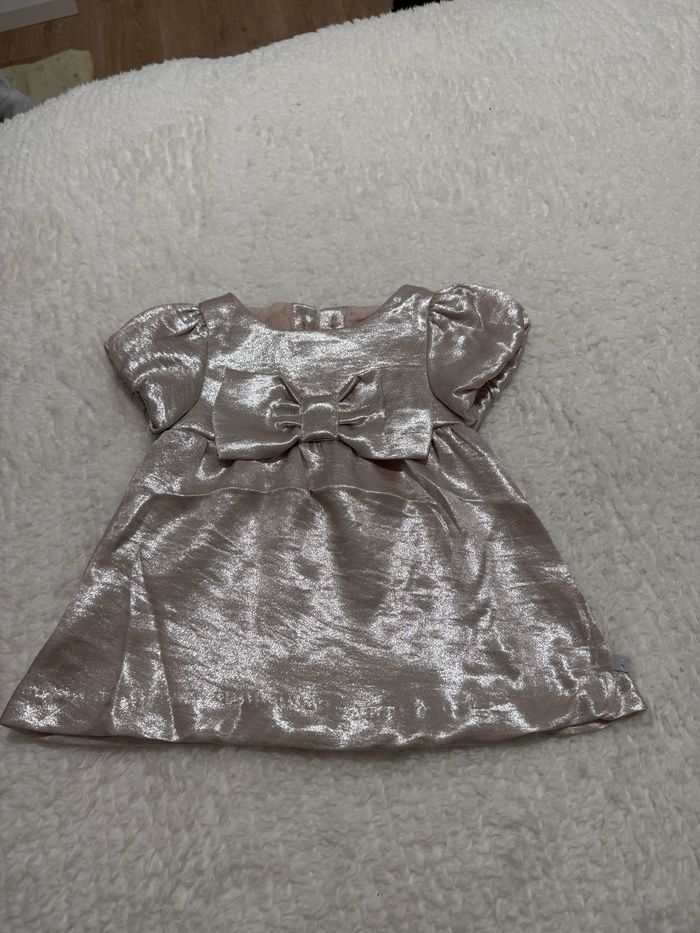 Robe brillante
