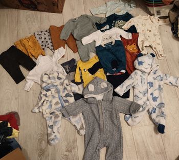 Lot vêtements hiver 1 mois