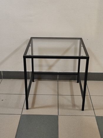 Table basse métal et verre 