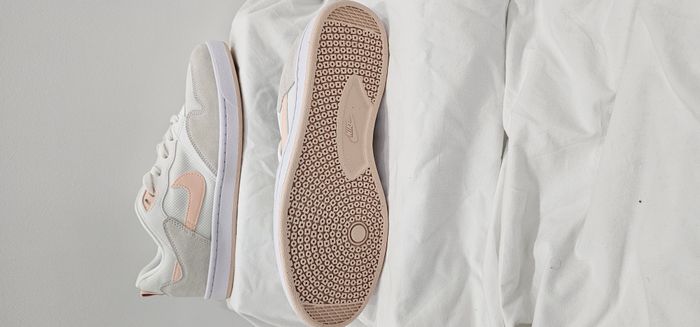 Baskets femme Nike SB Alleyoop taille 42.5 - photo numéro 2