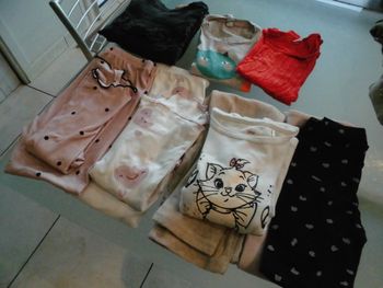 Lot de 11 vêtements fille 5/6ans