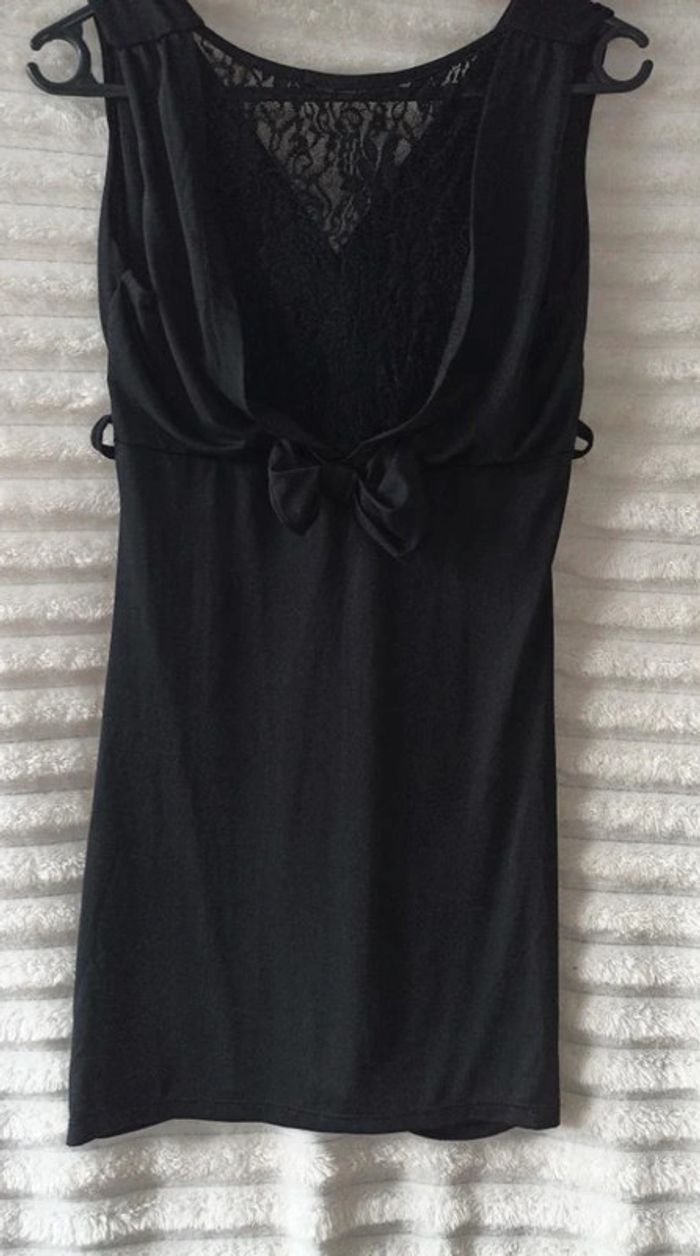 Robe moulante noir - photo numéro 3
