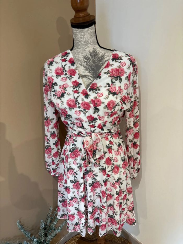 Robe femme taille M/L - photo numéro 2