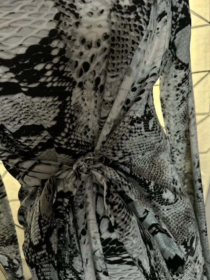 Robe femme neuve - photo numéro 2