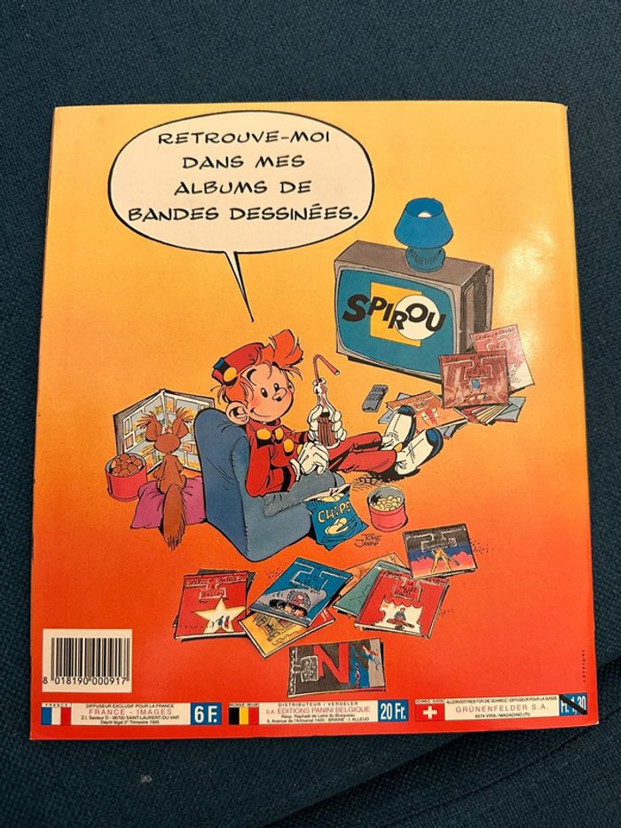 Album livre Panini complet stickers autocollants Spirou - photo numéro 2