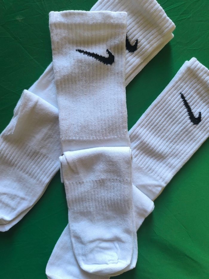 Chaussettes 🧦 - photo numéro 2