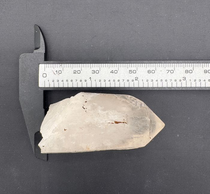 Pointe cristal de roche 65 mm – 62 g – pierre naturelle décor/reflexologie (ref37) - photo numéro 3