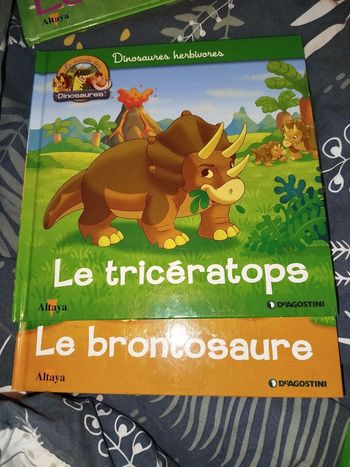 Lot 9 livres animaux 