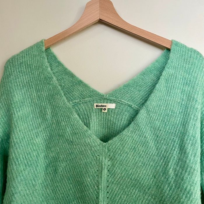 Pull vert menthe Bizzbee M en maille douce mélange laine alpaga, col V, manches longues V073 - photo numéro 2