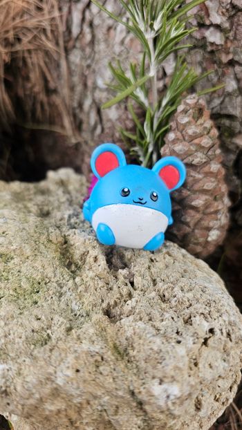 Super figurine Pokemon Nintendo finger puppet marill 