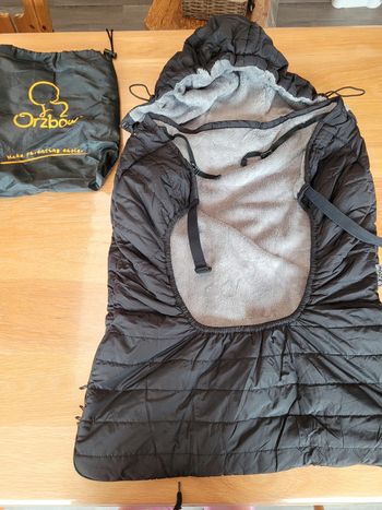 Couverture universelle chaud et imperméable avec housse de transport
