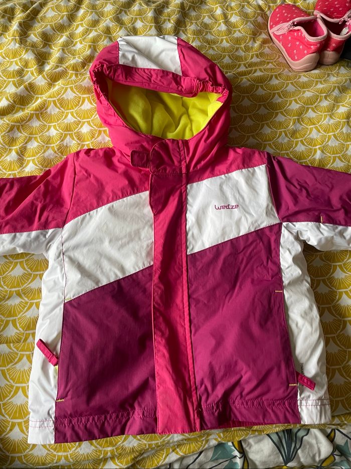 Manteau et pantalon de neige