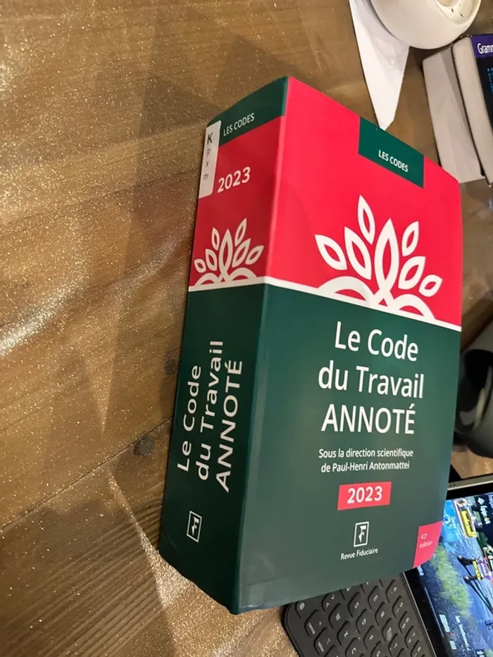 Livre le code du travail annoté 2023 - photo numéro 2