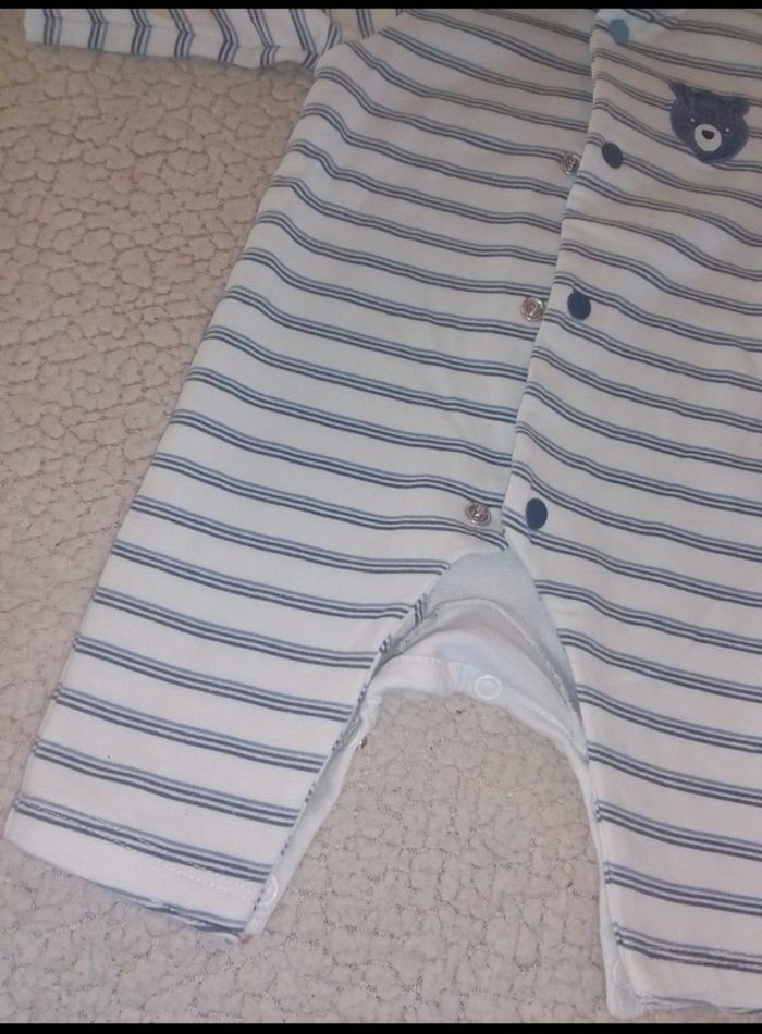 Pyjama/combi - photo numéro 3