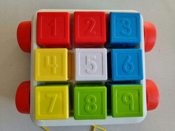 Wagon cubes à tirer Fisher-price - photo numéro 2