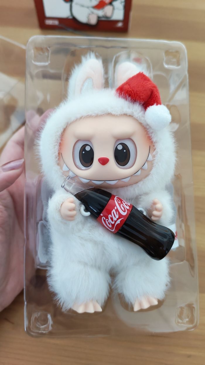Labubu série Coca Cola - photo numéro 5