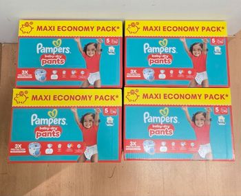 🍼 Pampers Baby-Dry Pants T5
Lot de 4 × 86 couches-culottes (11–17 kg)