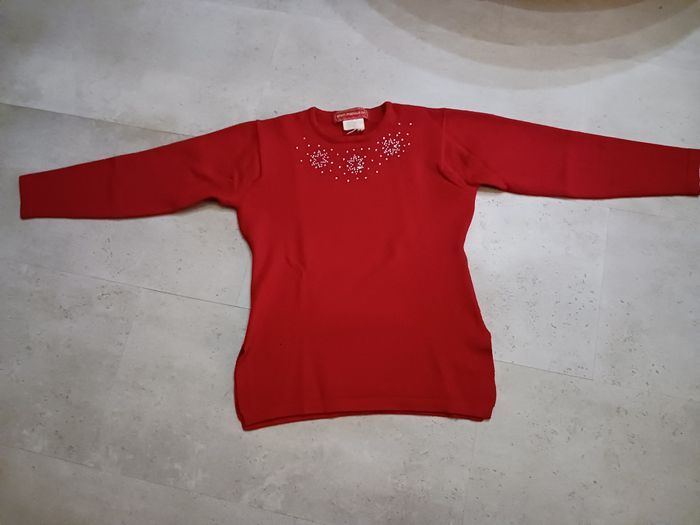 Pull rouge avec strass Taille 1 100 % merino Alain manoukian - photo numéro 2