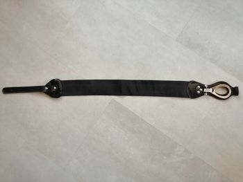 ceinture noire élastique cuir et vernis 86 cm
