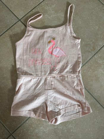Joli combishort taille 4 ans