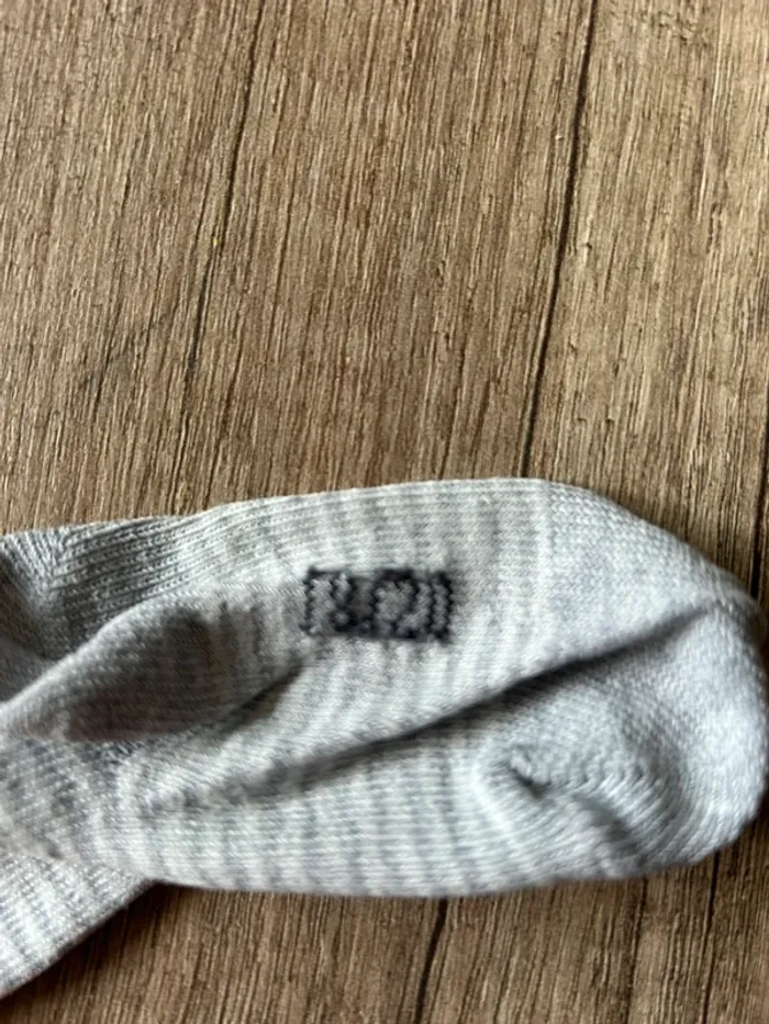 2 paires de chaussettes grises - photo numéro 3