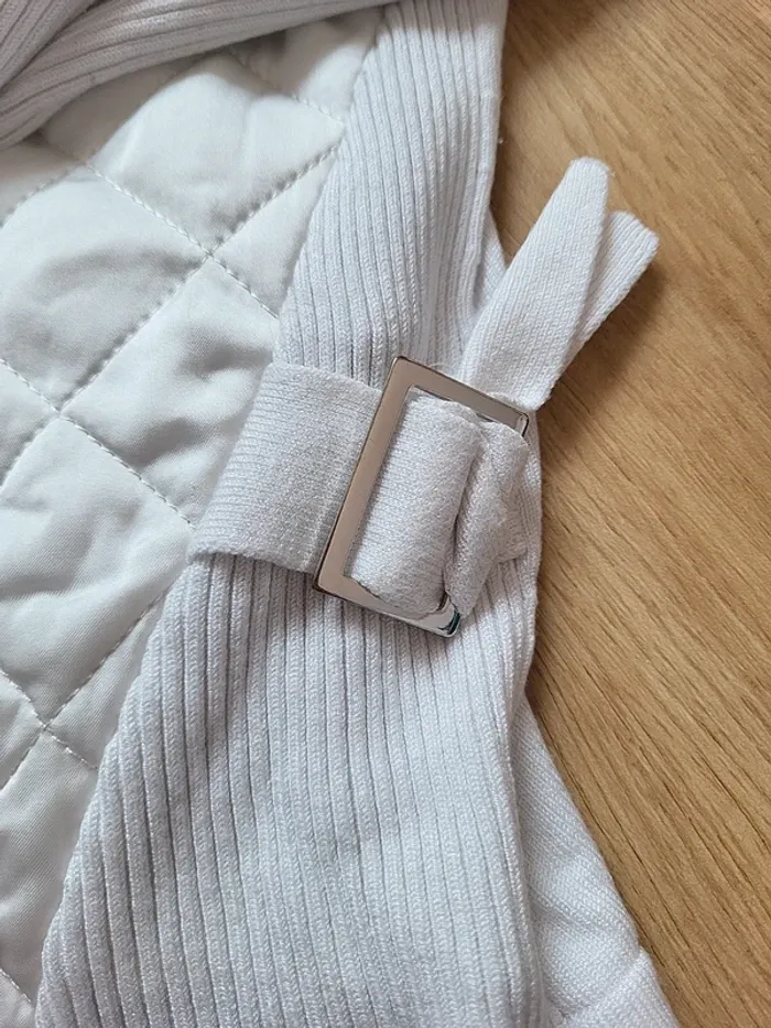Gilet cintré blanc à capuche S Morgan - photo numéro 3