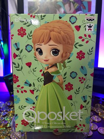 Qposket - Disney characters Frozen Anna Coronation style (B)
