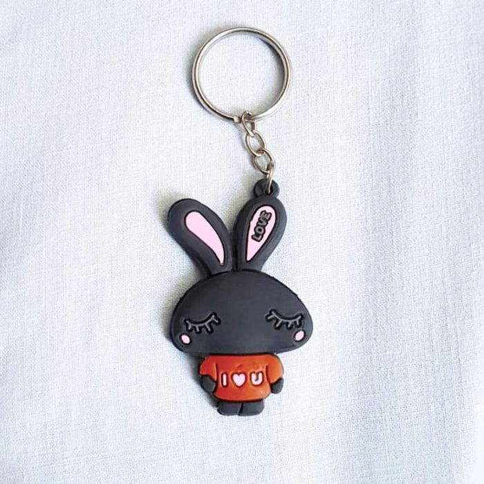 Porte clé lapin en silicone, recto-verso - photo numéro 1
