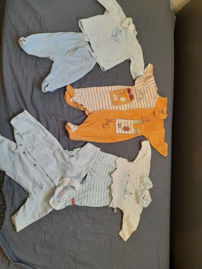 Pyjamas naissance - photo numéro 2