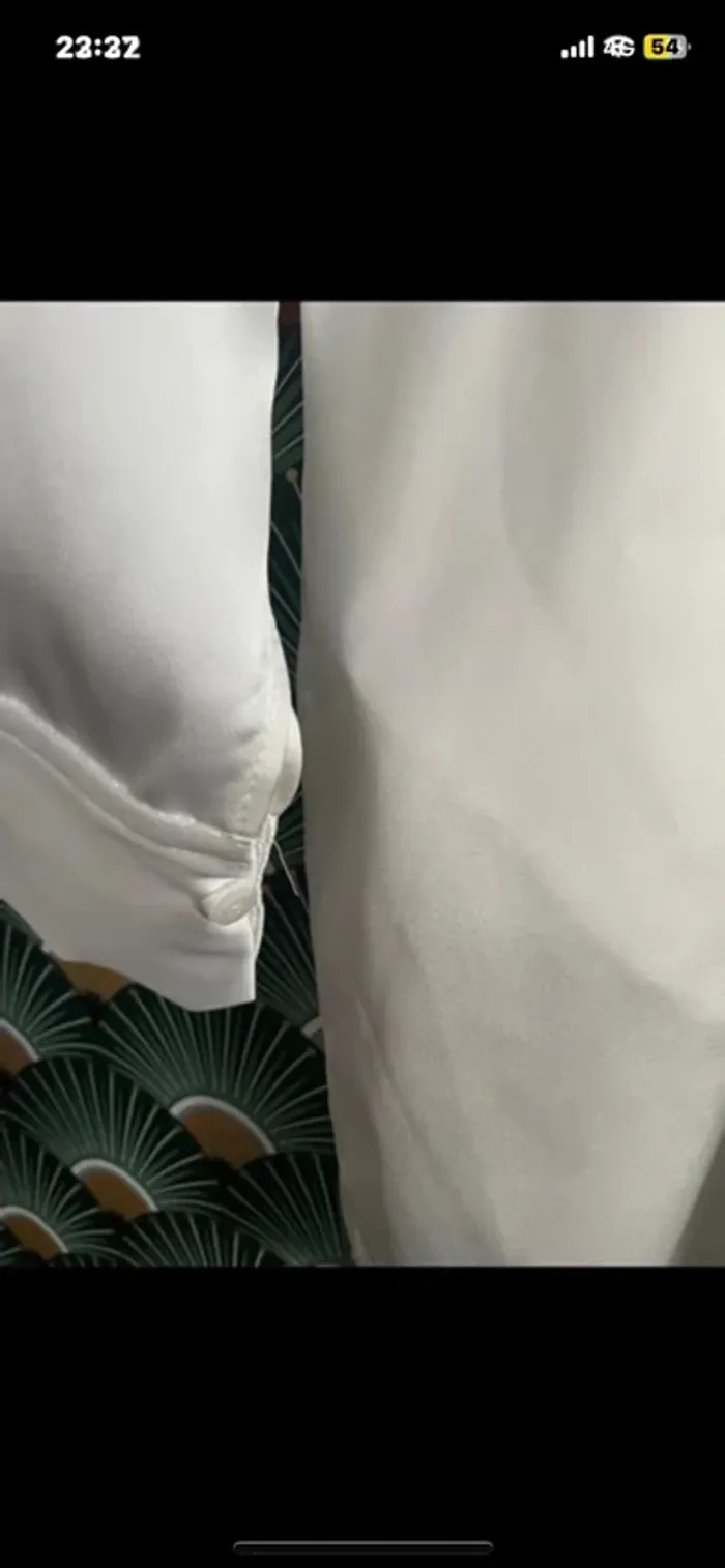 Belle robe satinée Zara col chemise drapé taille L. - photo numéro 5