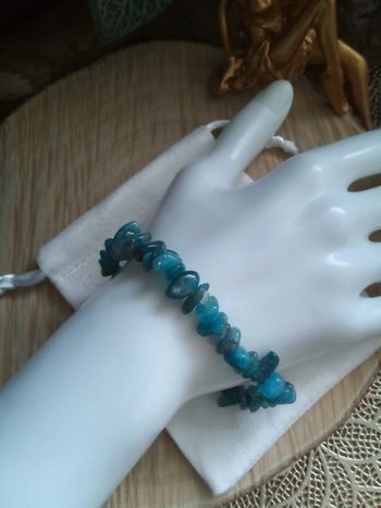 Bracelet en pierre apatite naturelle