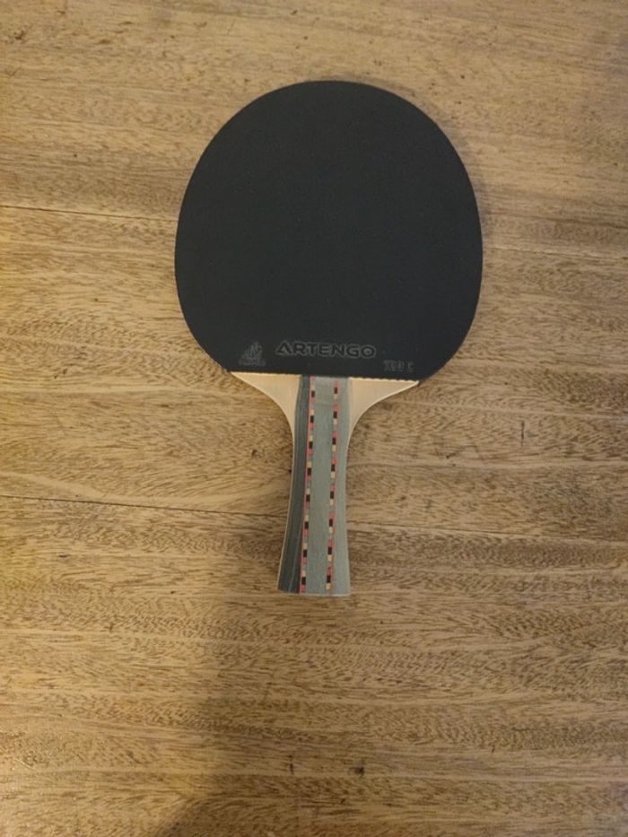 Raquette badminton avec housse et deux balles