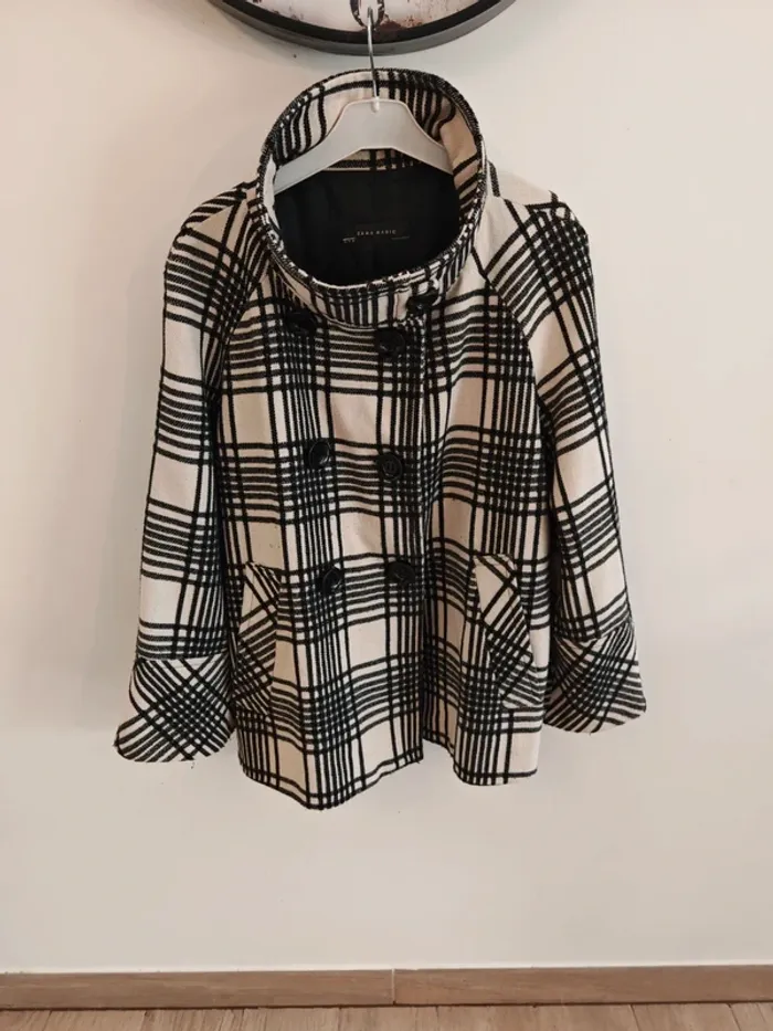 Veste overzise noire et blanche Zara taille XL - photo numéro 4