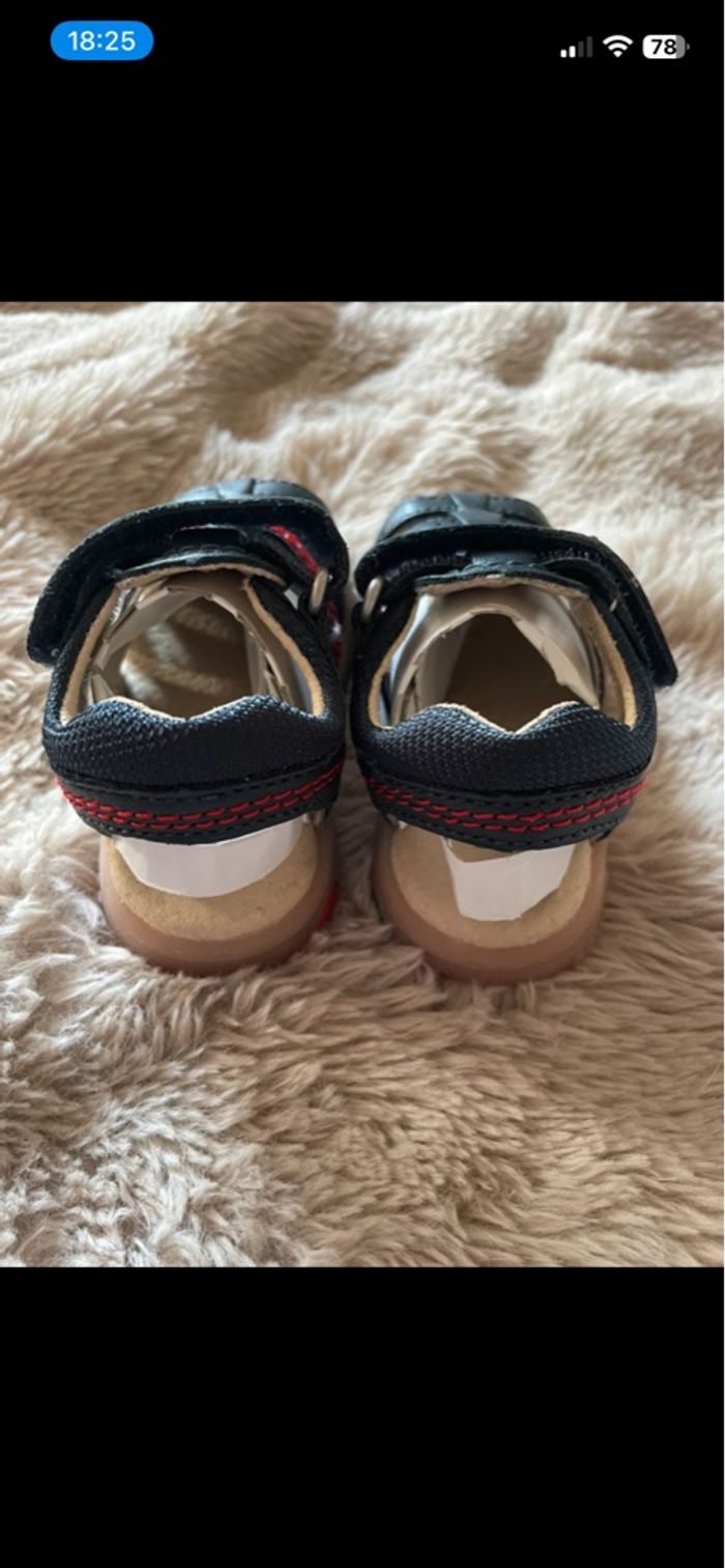 Sandales Kickers Platinium marine neuves – taille 20 - photo numéro 9