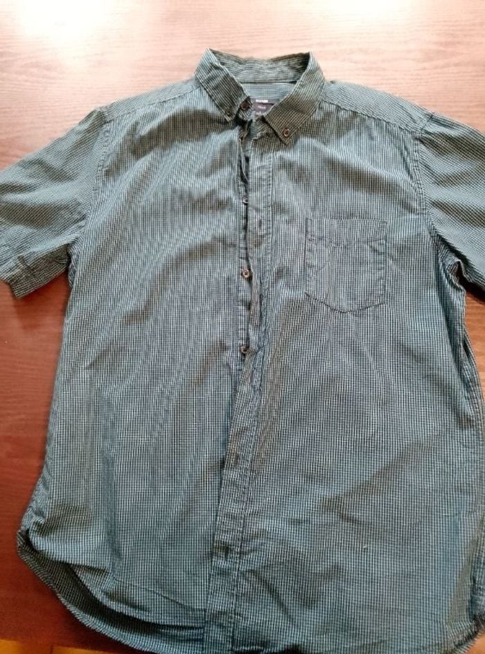 Chemise à carreaux manches courtes