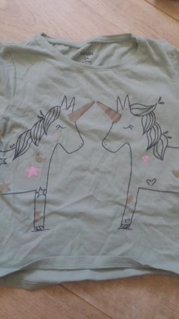Tee  shirt licornes 2 ans