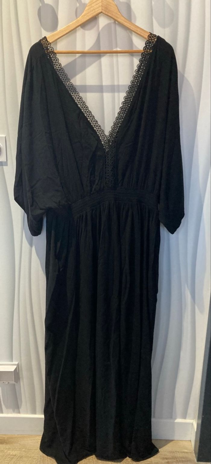 Robe longue noire - photo numéro 2