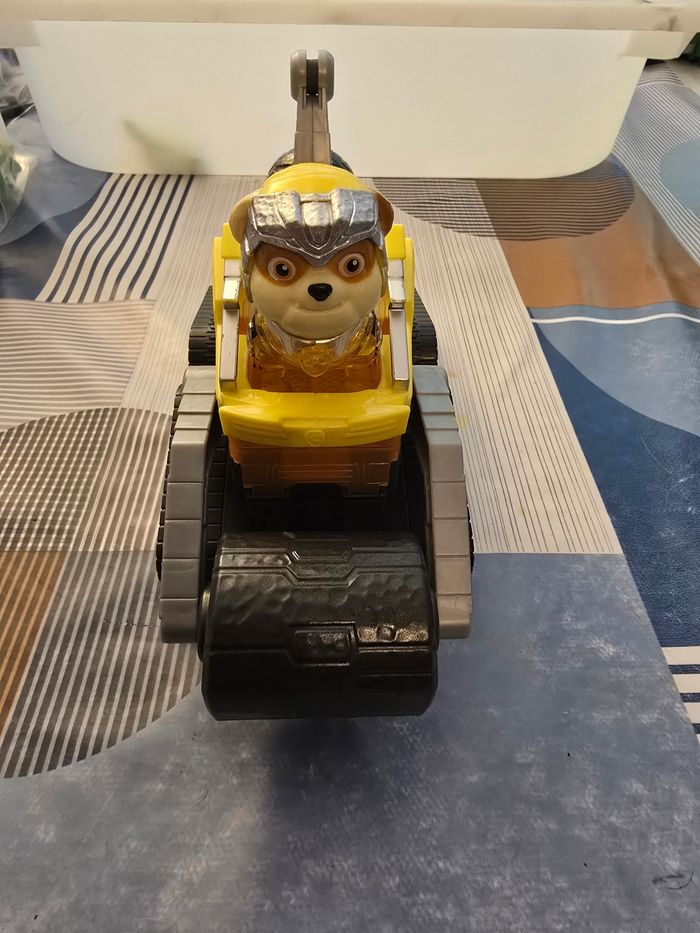 Vehicule et figurine pat patrouille Super Ruben