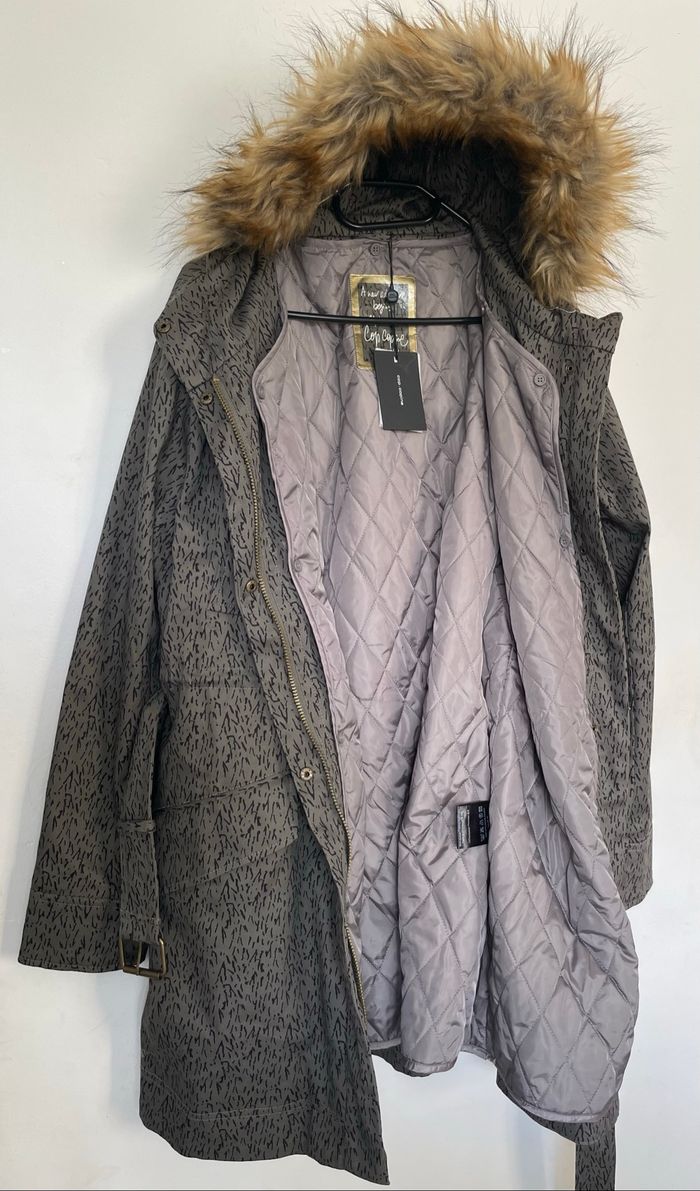 Beau manteau 2 en 1 T 40 Cop Copine avec capuche fausse fourrure  Neuf étiquette - photo numéro 10