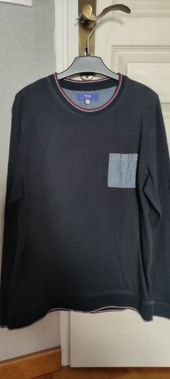 Pull bleu marine