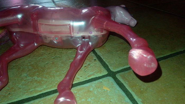 Jouet licorne + barbie - photo numéro 2