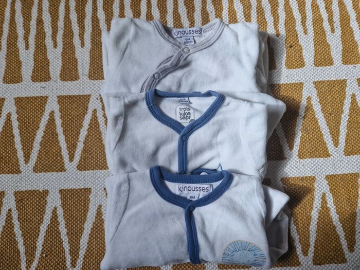 3 pyjamas kinousses et 3kilos7